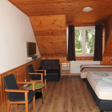 Matraszentimre Panzio Hotel ภายนอก รูปภาพ