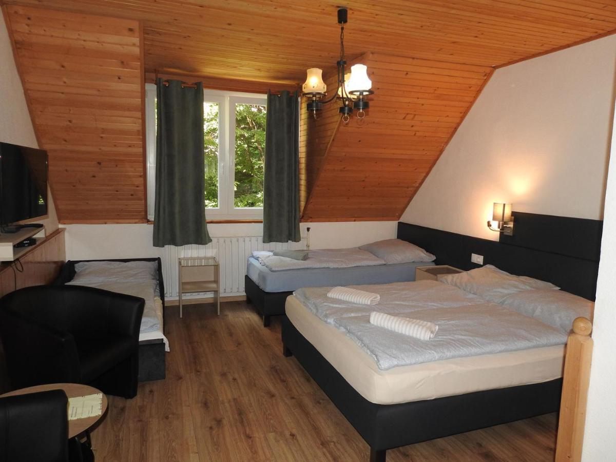 Matraszentimre Panzio Hotel ภายนอก รูปภาพ
