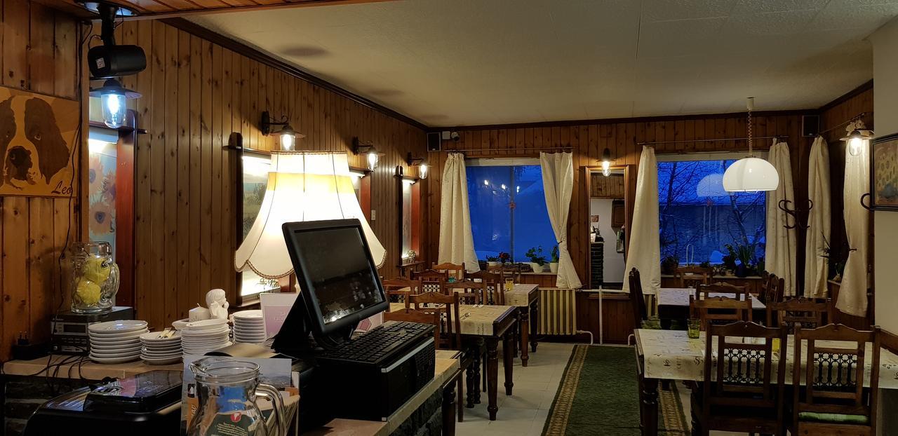 Matraszentimre Panzio Hotel ภายนอก รูปภาพ